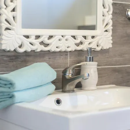 Niebiańskie Zacisze-domki Z Sauną I Basenem Dom wakacyjny