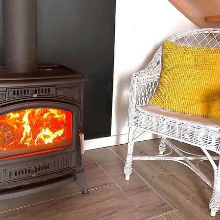 Niebiańskie Zacisze-domki Z Sauną I Basenem Dom wakacyjny Odargowo