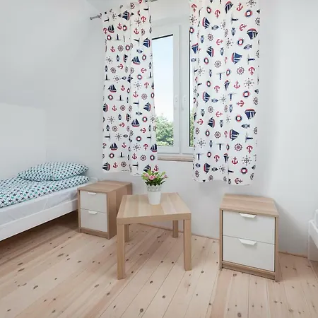 Holiday home Niebianskie Zacisze-domki Z Sauna I Basenem