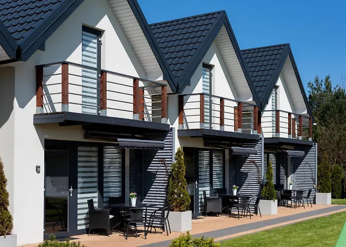 Semesterbostad Niebianskie Zacisze-domki Z Sauna I Basenem